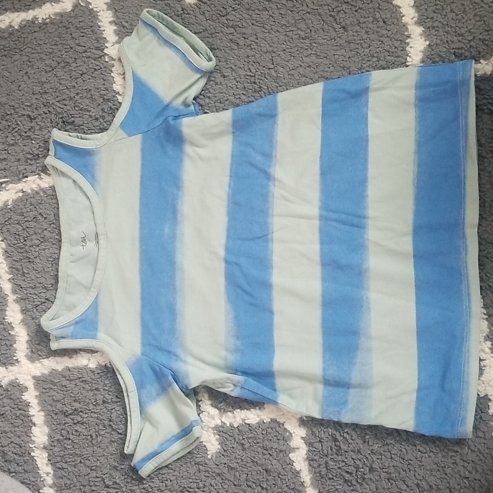Tea cold shoulder top